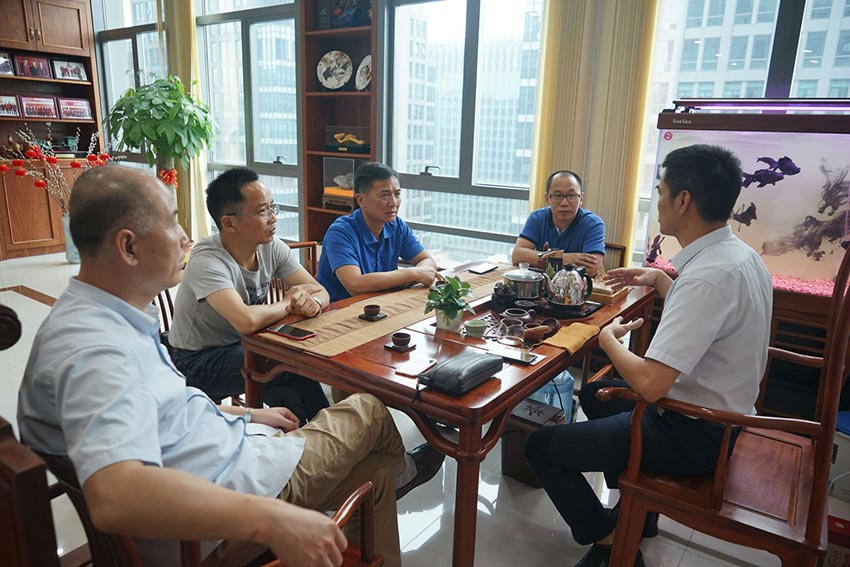  国家“固废资源化”重点专项专家组莅临榴莲AV舒服黄浏览合作开展环保项目工作