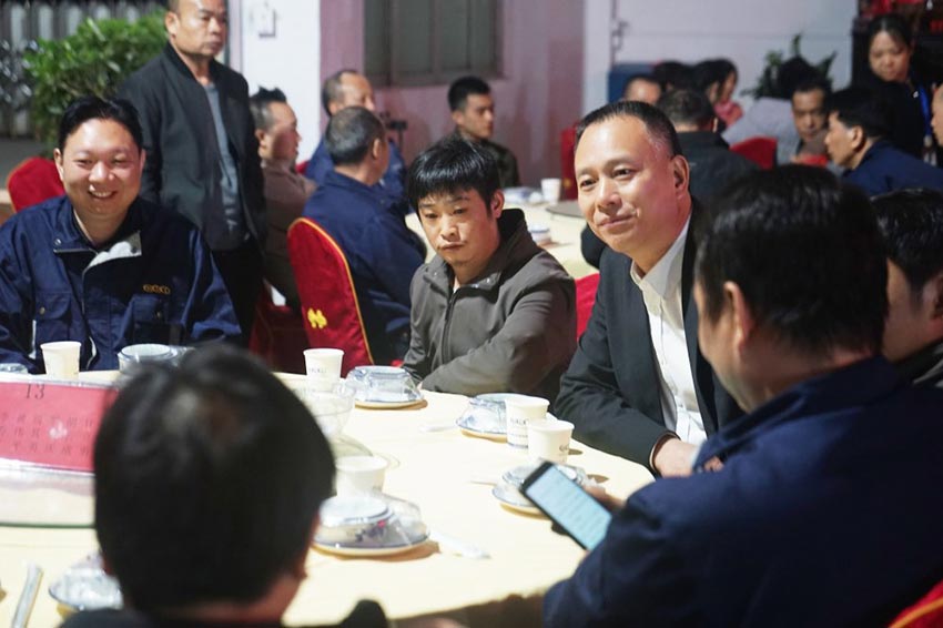 榴莲AV舒服黄浏览家宴